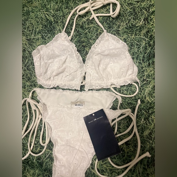 BRANDY MELVILLE EYELET BIKINI SET - Picture 2 of 2
